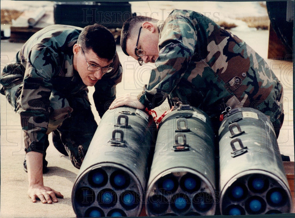 1991 Iraq, Persian Gulf War, US Soldiers Bradley Cramer Press Photo - Historic Images