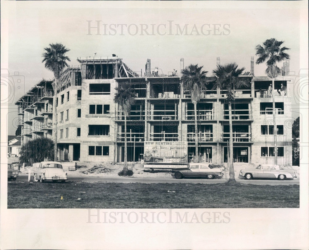 1965 St Petersburg, Florida Park Shore Apartments Construction Press Photo - Historic Images