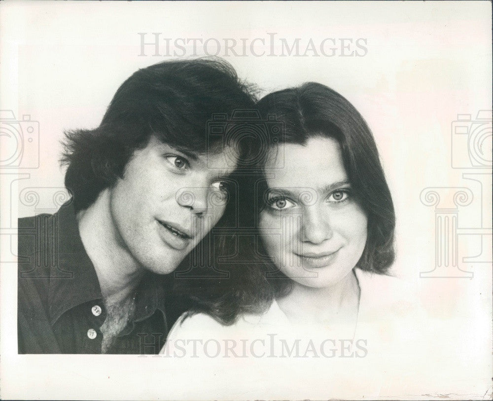 1979 The Acting Company Actors Charles Shaw Robinson &amp; Leslie Geraci Press Photo - Historic Images