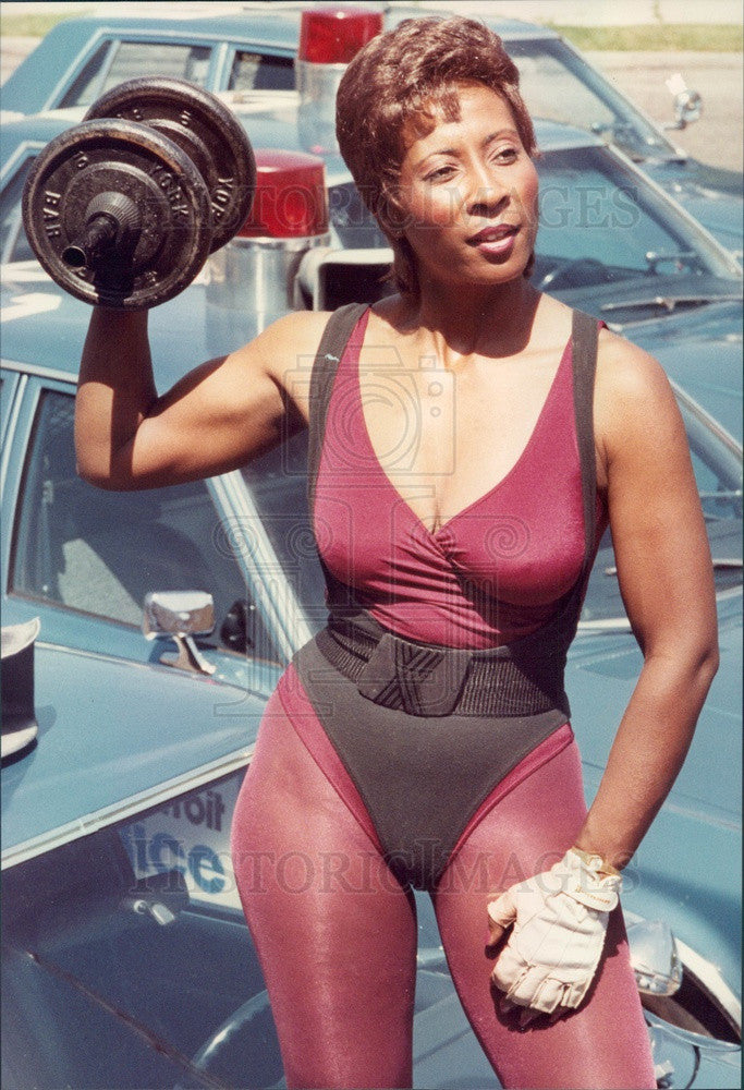 1985 Detroit, Michigan Policewoman Carrie Russell-Andrews Press Photo - Historic Images