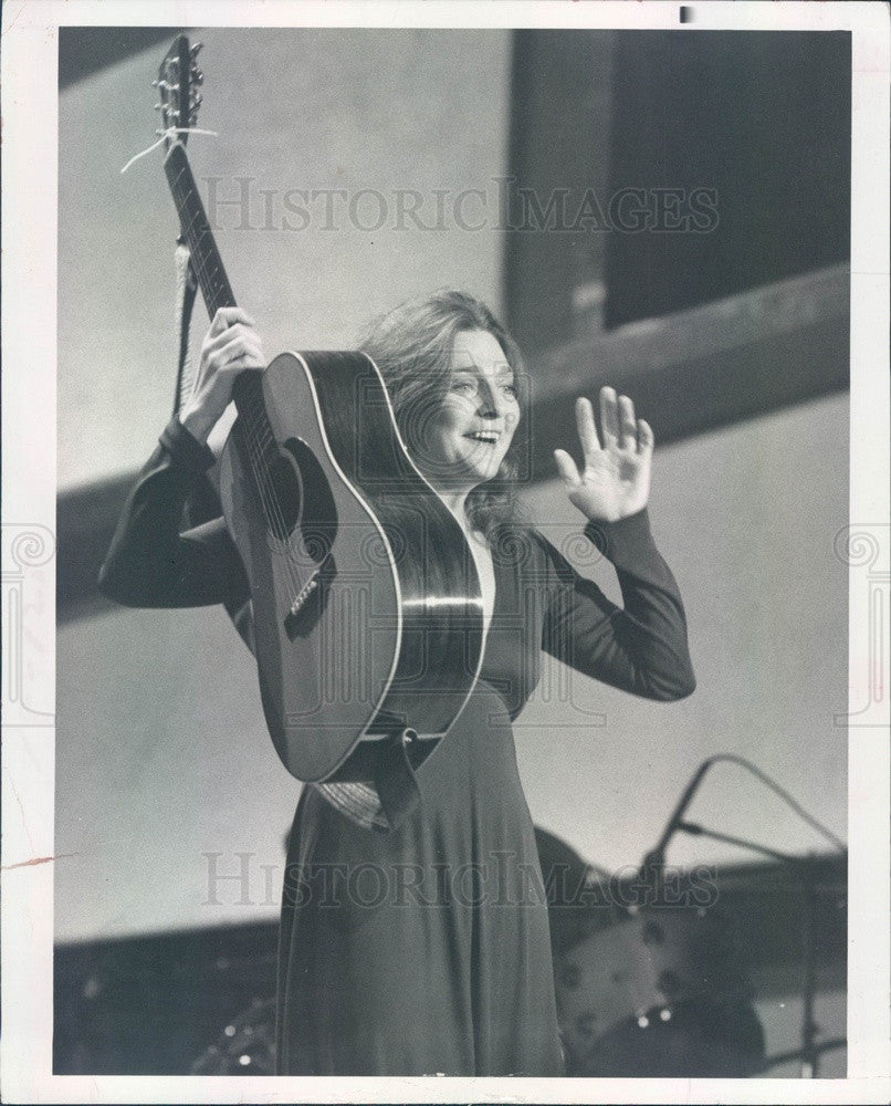 1977 Grammy Winning Folk Singer Judy Collins Press Photo - Historic Images