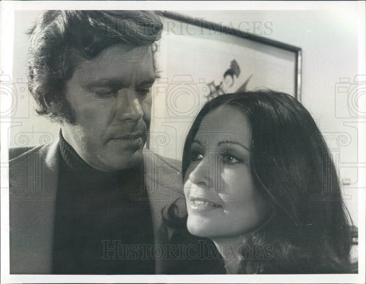 1973 Actors Anjanette Comer & Doug McClure on TV Show Search Press Photo - Historic Images