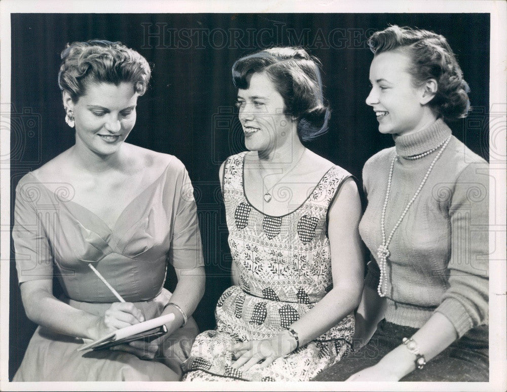 1955 Miss Pinellas Park, Florida Contestants, Mrs Jake Weingart Press Photo - Historic Images