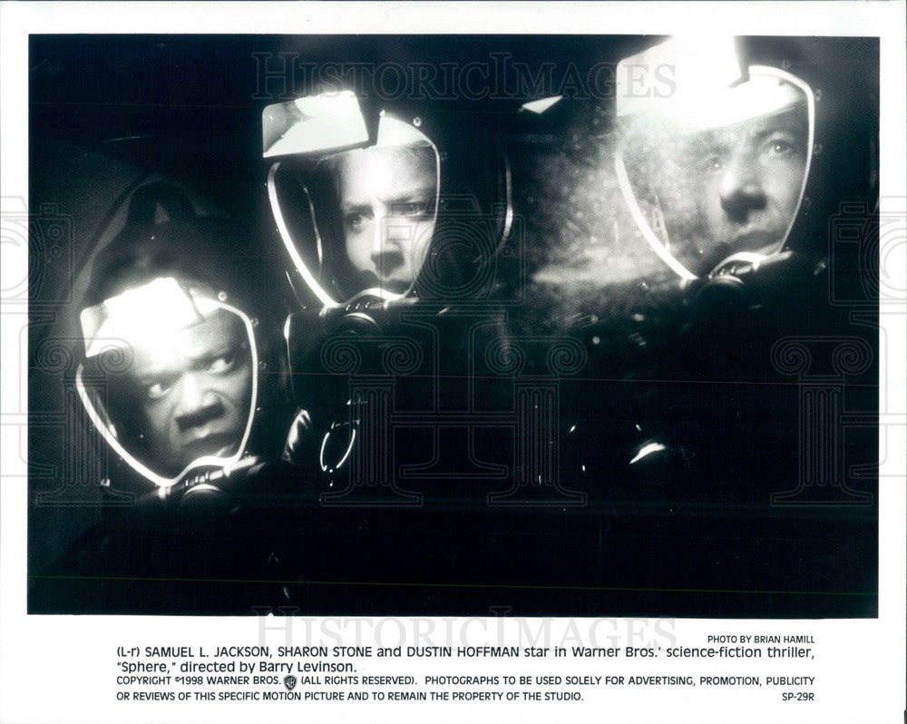 1998 Actor Samuel Jackson/Sharon Stone/Dustin Hoffman in Sphere Press Photo - Historic Images