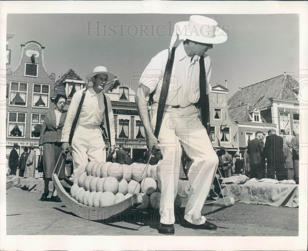 1969 Alkmaar, The Netherlands Cheese Market Press Photo - Historic Images