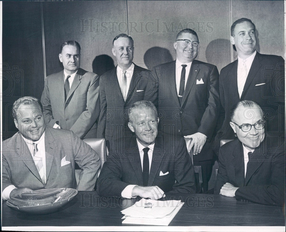 1962 Frontier Air Lines President Lewis Dymond &amp; Directors Press Photo - Historic Images