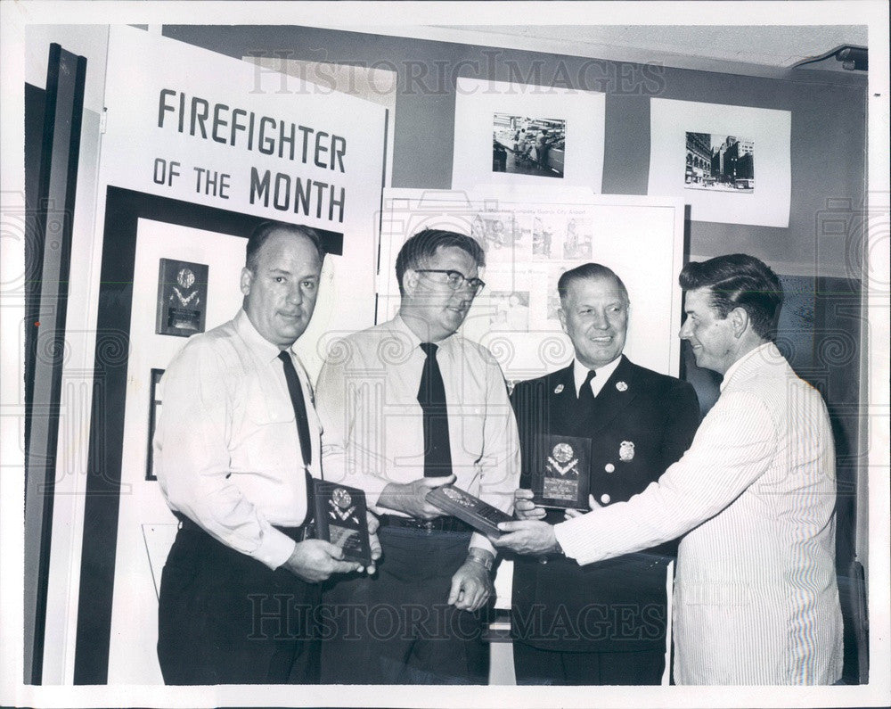 1967 Detroit, MI Fire Chief Charles Quinlan, Theodore Panaretos Press Photo - Historic Images