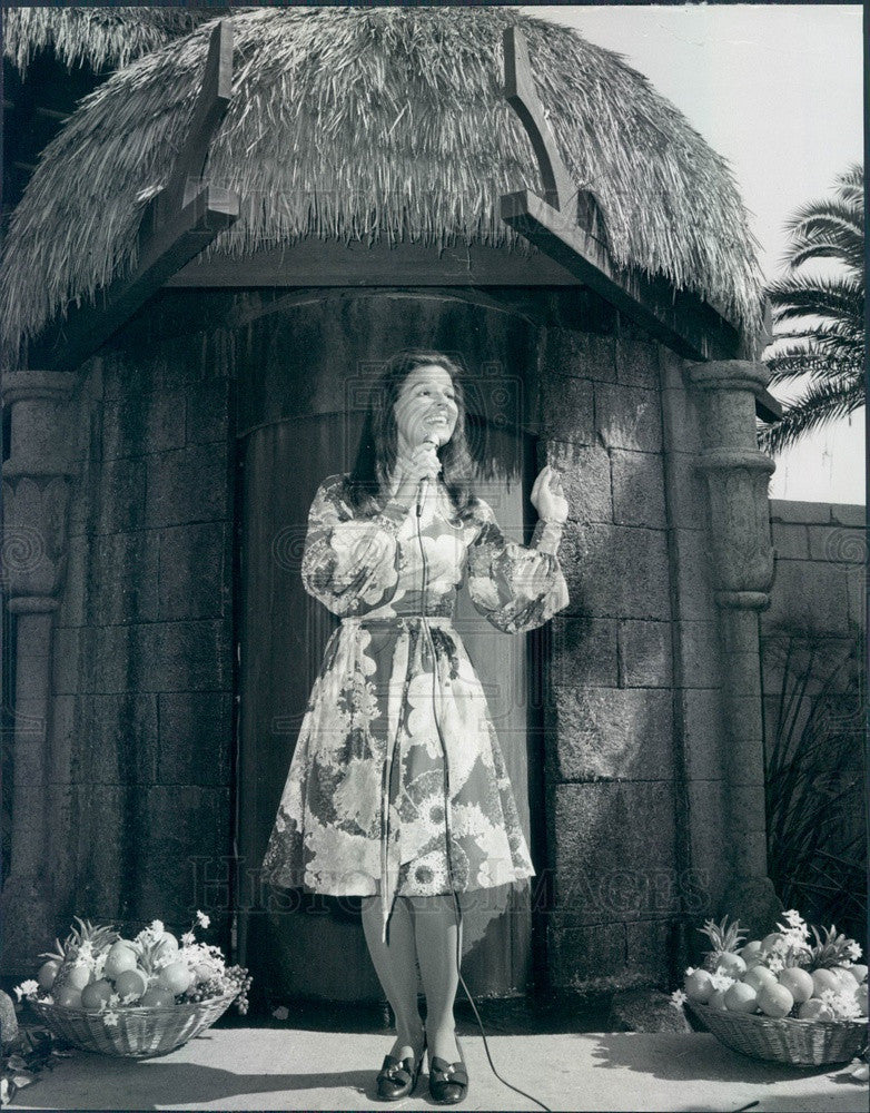 1975 Singer & Miss Oklahoma 1958 Anita Bryant Press Photo - Historic Images