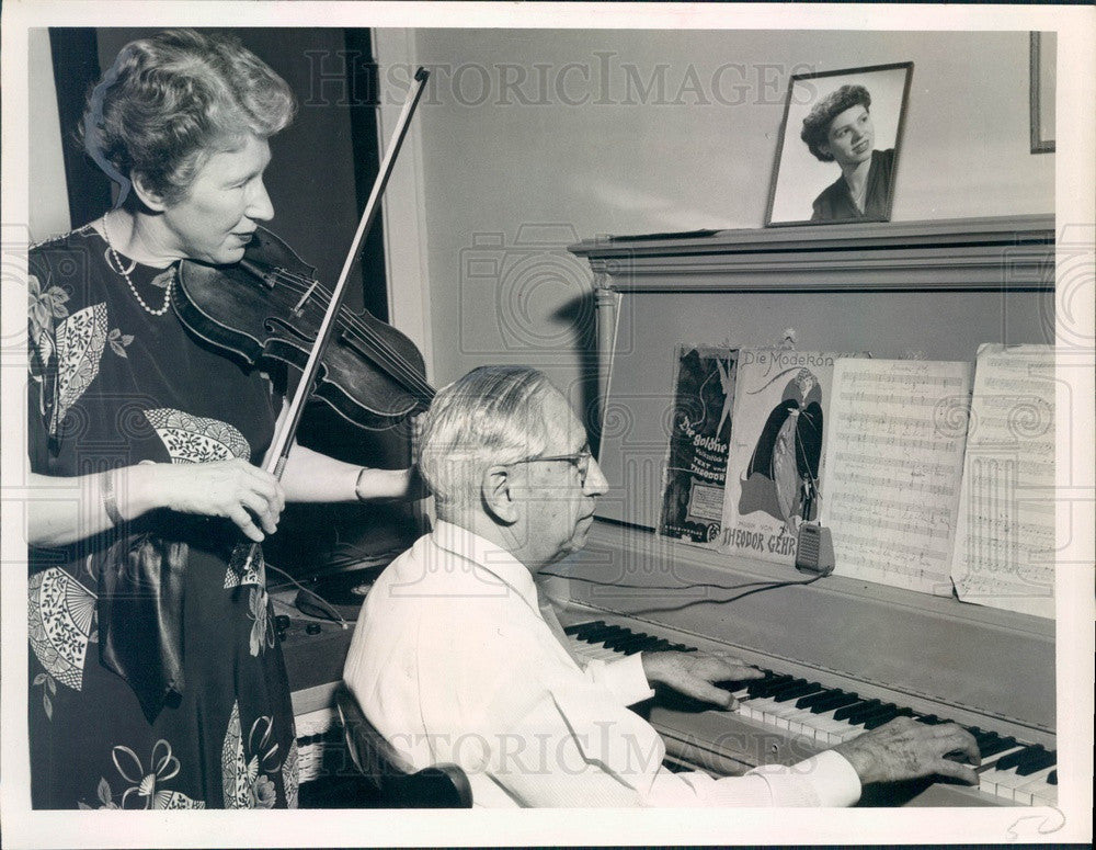 1952 German Composer &amp; St Petersburg, FL Tailor Theodore Gehr &amp; Wife Press Photo - Historic Images