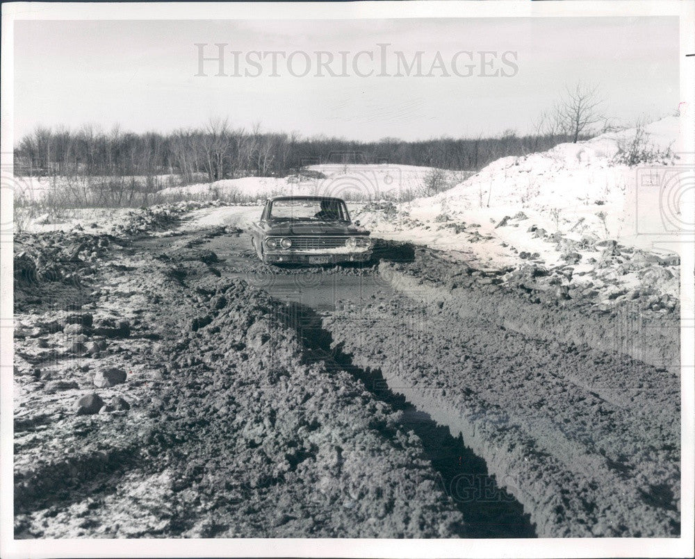 1962 Detroit, MI Ford Motor Proving Ground, Fairlane on Mud Test Run Press Photo - Historic Images