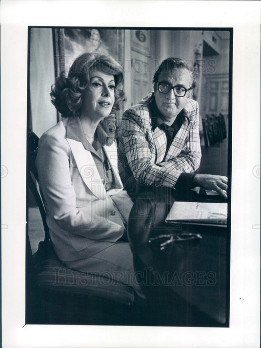1977 Actress Jayne Meadows & Husband TV Star Steve Allen Press Photo - Historic Images