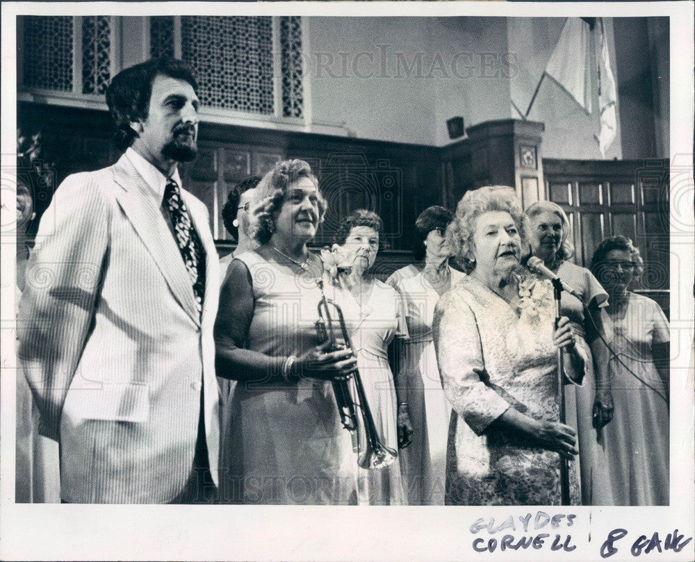 1971 St Petersburg, FL Community Singalong Leader Gladys Cornell Press Photo - Historic Images