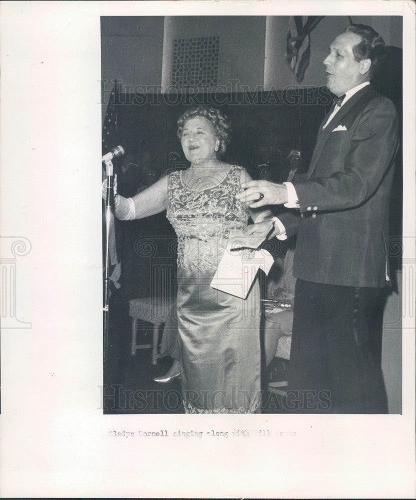 1969 St Petersburg, FL Community Singalong Leader Gladys Cornell Press Photo - Historic Images