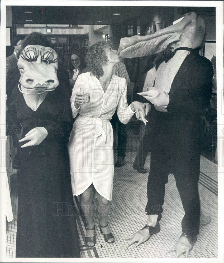 1982 Denver, CO Artist Meg Biddle, Rebecca Howard &amp; Chip Ransford Press Photo - Historic Images