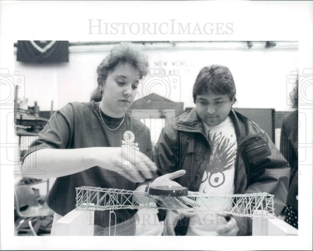 1993 University of Detroit Toothpick Bridge Building Contest Press Photo - Historic Images