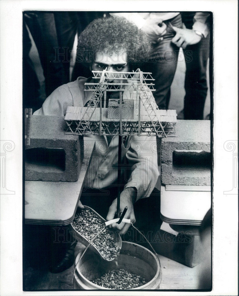 1981 University of Detroit Toothpick Bridge Building Contest Press Photo - Historic Images