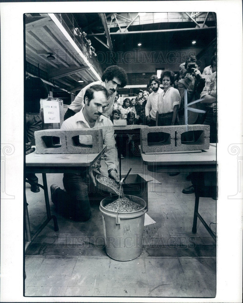 1981 University of Detroit Toothpick Bridge Building Contest Press Photo - Historic Images