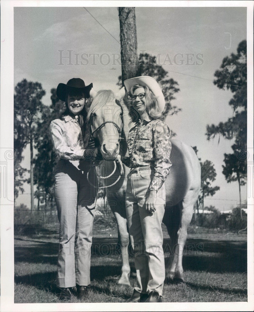 1966 Pinellas County, Florida Miss Rodeo Queen Contestants Press Photo - Historic Images