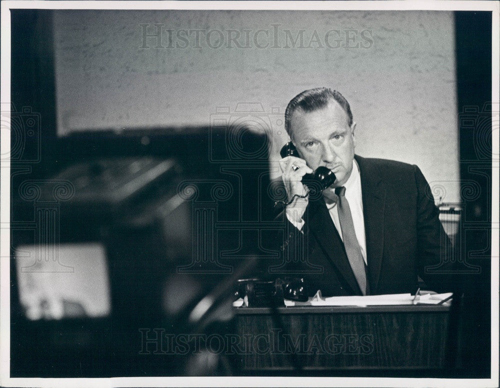 1967 Newscaster Walter Cronkite Press Photo - Historic Images