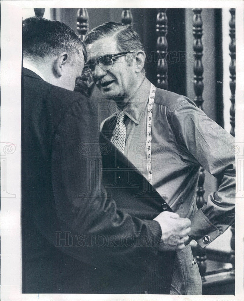 1969 Chicago, Illinois Tailor Saul Spencer Press Photo - Historic Images