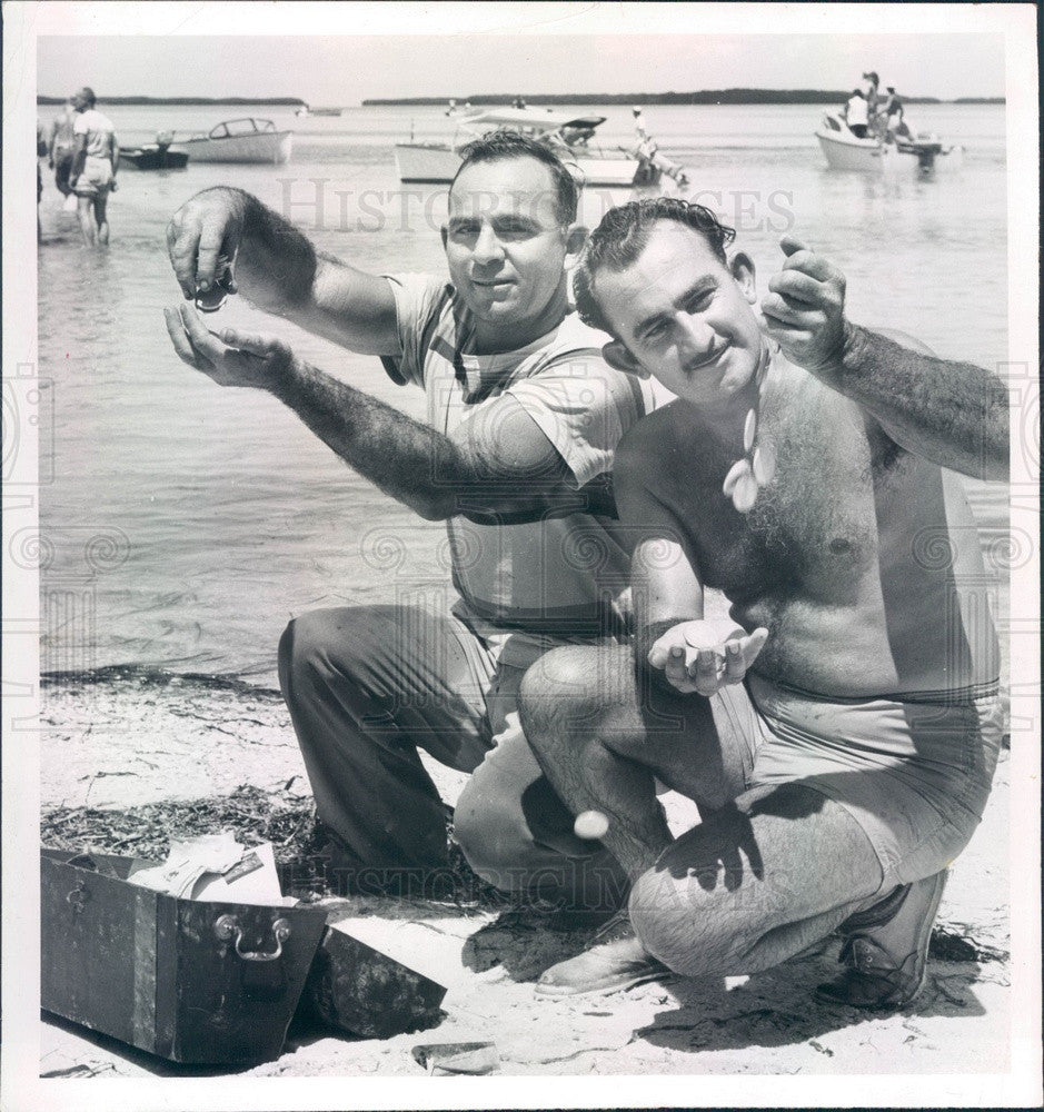 1956 St Petersburg, FL Funtime Treasure Hunt Winners George Press Photo - Historic Images