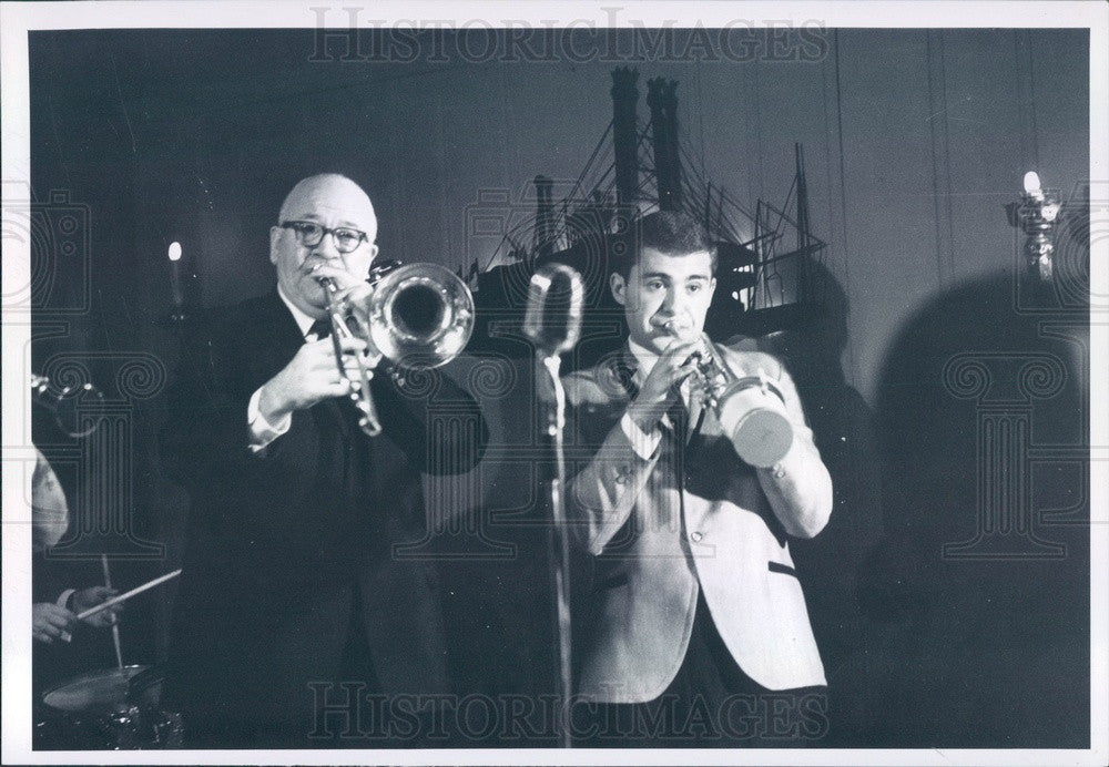 1965 Jazz Trombonist Pee Wee Hunt at Detroit MI Saint & Sinners Club Press Photo - Historic Images