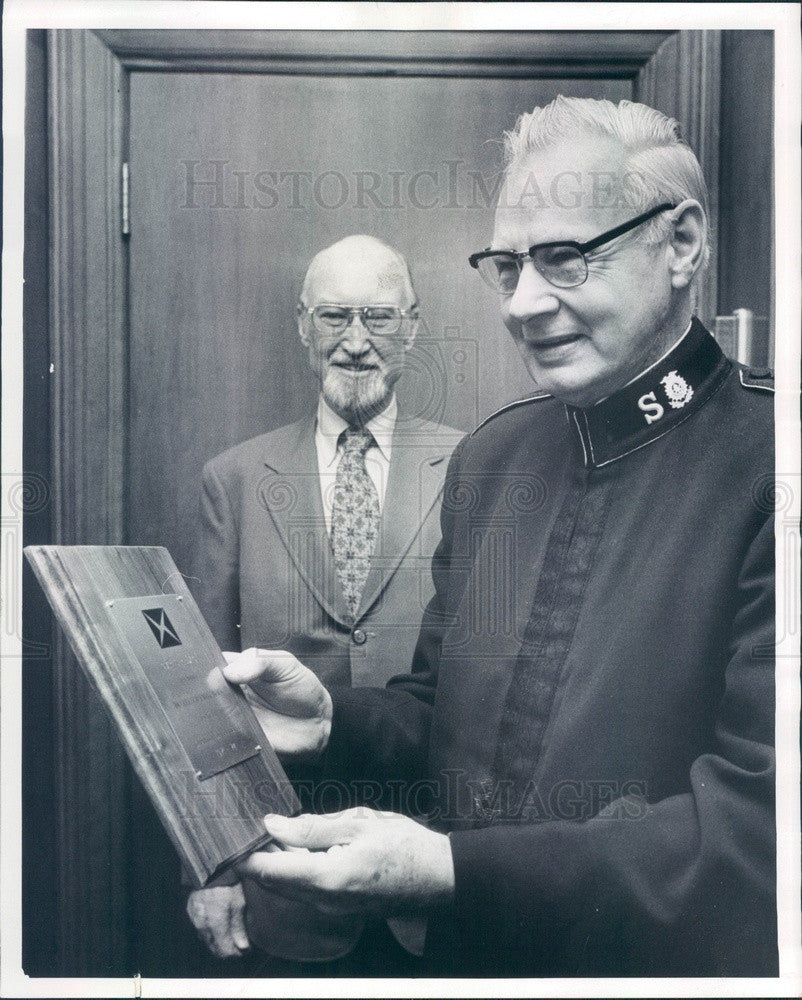 1973 Denver, CO Atty Winston Howard & Paul Kaiser, Salvation Army Press Photo - Historic Images