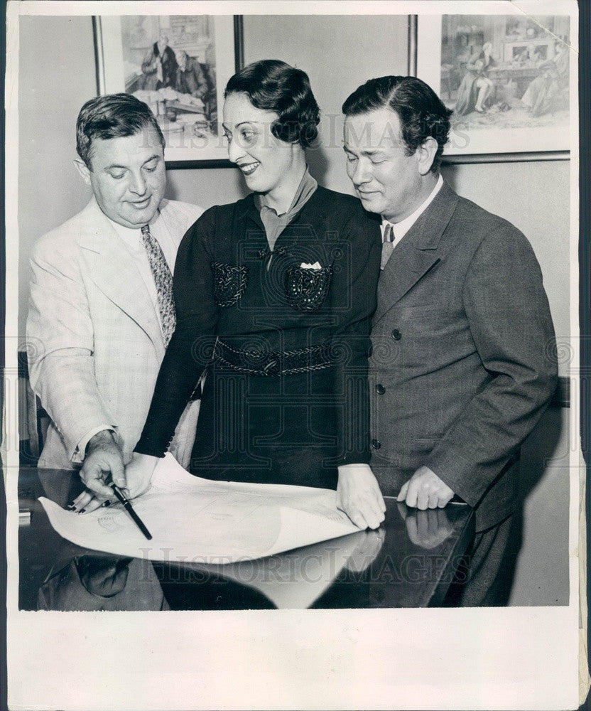 1935 Chicago, IL Judge Julius Miner, Muriel Prince, Isaac Van Grove Press Photo - Historic Images