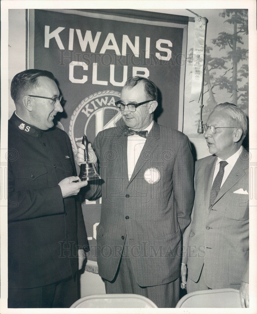 1962 Englewood, Colorado Kiwanis Officers John Kramer &amp; Jim Mezen Press Photo - Historic Images