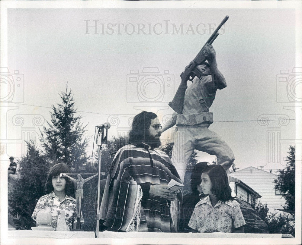 1972 Denver, CO Rev Joseph Lara of Our Lady of Guadalupe Church Press Photo - Historic Images