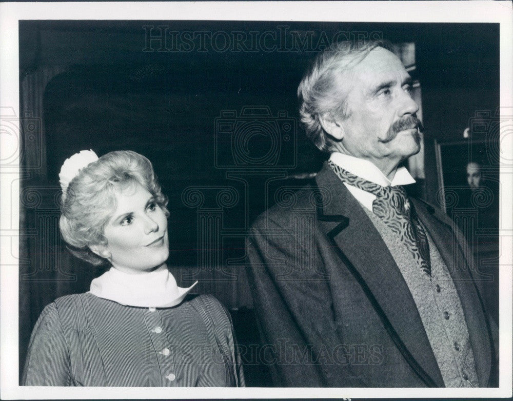 1982 Hollywood Actor Rita Jenrette/Mel Ferrer TV Show Fantasy Island Press Photo - Historic Images