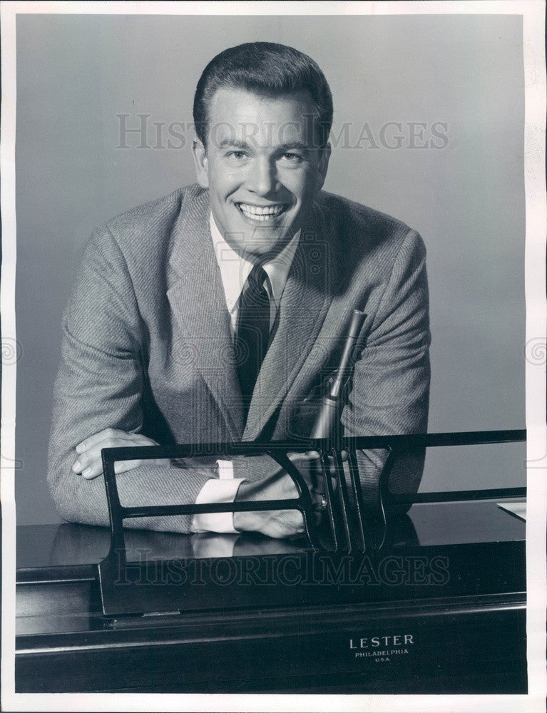 1965 TV Host, Singer &amp; DJ Wink Martindale Press Photo - Historic Images