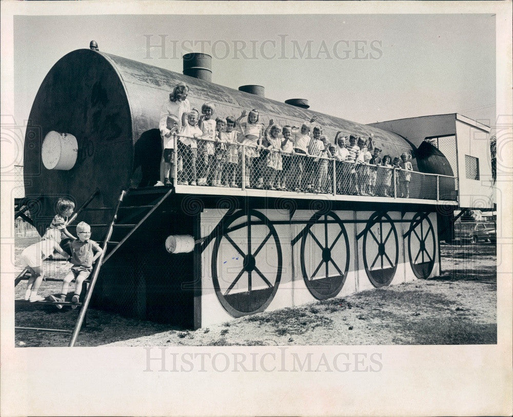 1964 Pinellas Point, FL Redeemer Lutheran Church Kindergarten Picnic Press Photo - Historic Images