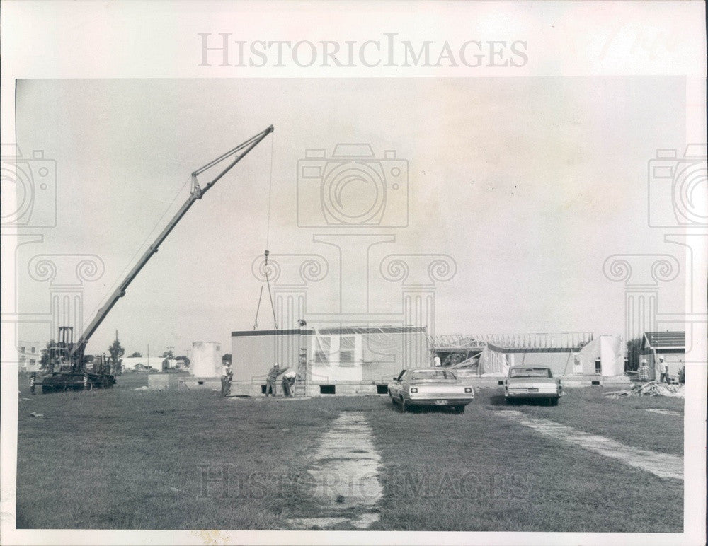 1969 Sarasota County, FL Pre-Fab Portable Classrooms Going Up Press Photo - Historic Images