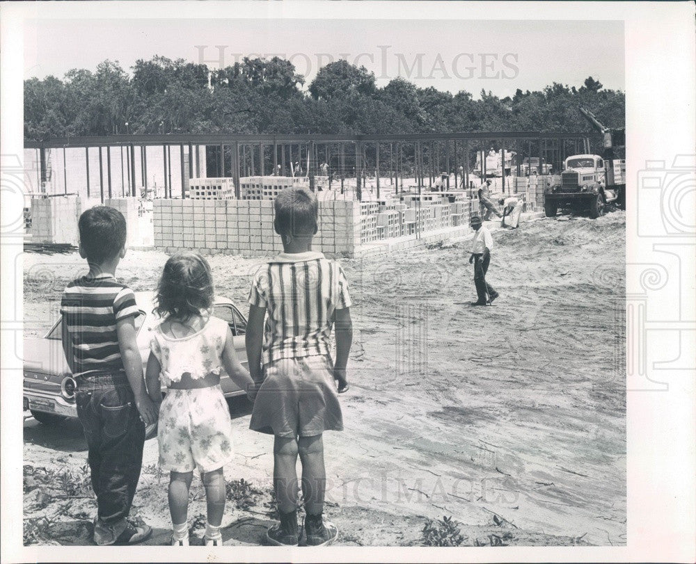 1965 Clearwater, Florida Plumb Elementary School Construction Press Photo - Historic Images