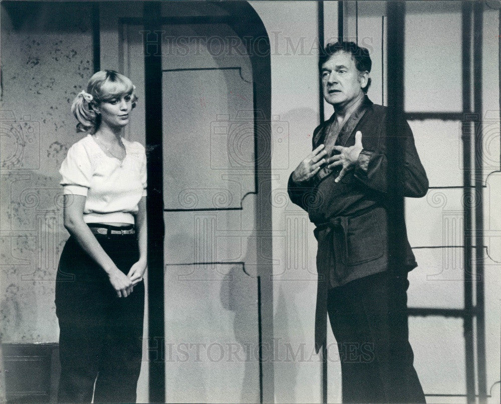 1980 TV Show I Dream of Jeannie Actor Bill Daily &amp; Lisa Tamara Press Photo - Historic Images