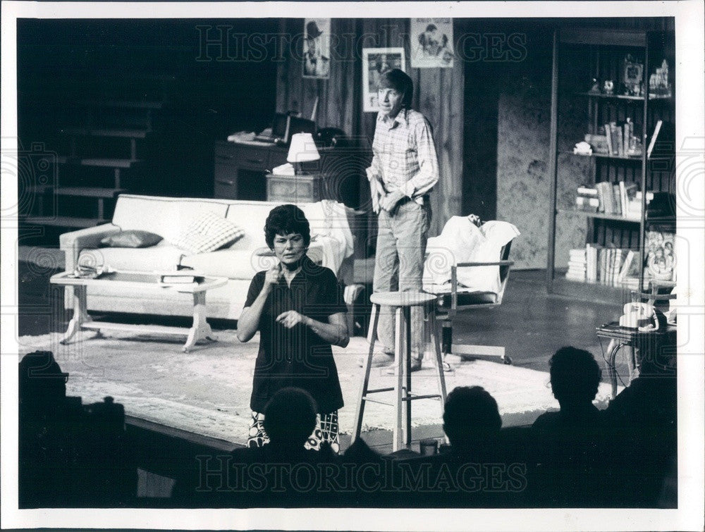 1977 TV Show Gilligan&#39;s Island Actor Bob Denver in Play It Again Sam Press Photo - Historic Images