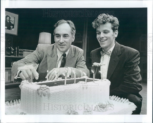 1988 Actors Jeffrey DeMunn & Christopher Collet in Spoils of War Press Photo - Historic Images
