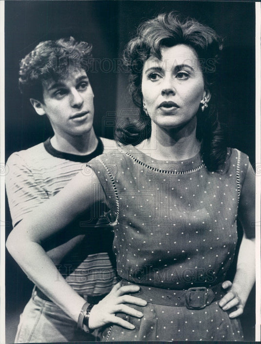 1988 Actors Kate Nelligan & Christopher Collet in Spoils of War Press Photo - Historic Images