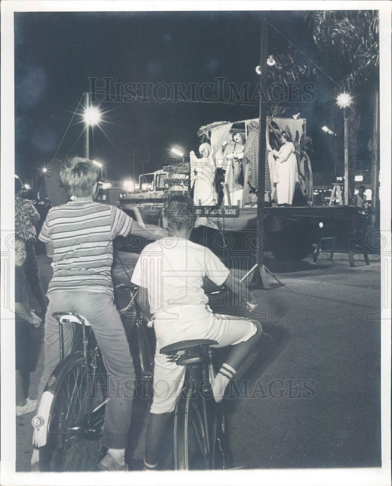 1964 St Petersburg, FL Caravan of Christmas Plays, Mobile Xmas Play Press Photo - Historic Images