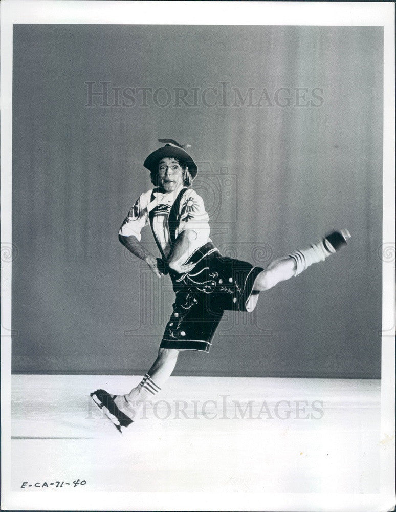 1971 British Comic Ice Skater Terry Head with Ice Capades Press Photo - Historic Images