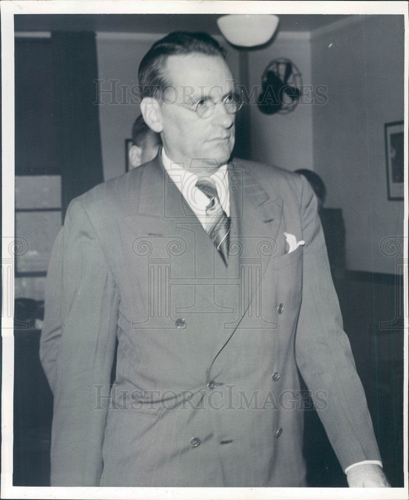 1943 Detroit, Michigan Alleged Spy Dr. Fred Thomas Press Photo - Historic Images