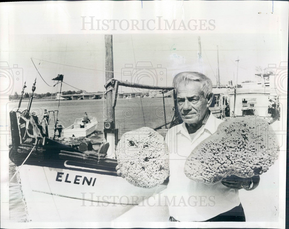 1972 Tarpon Springs, Florida Sponger Kivotos Ypsilantis Press Photo - Historic Images