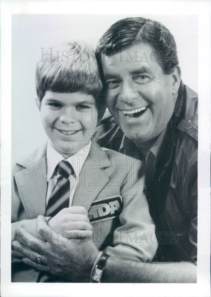 1988 Entertainer Jerry Lewis &amp; MDA Poster Child Michael Neufeldt Press Photo - Historic Images