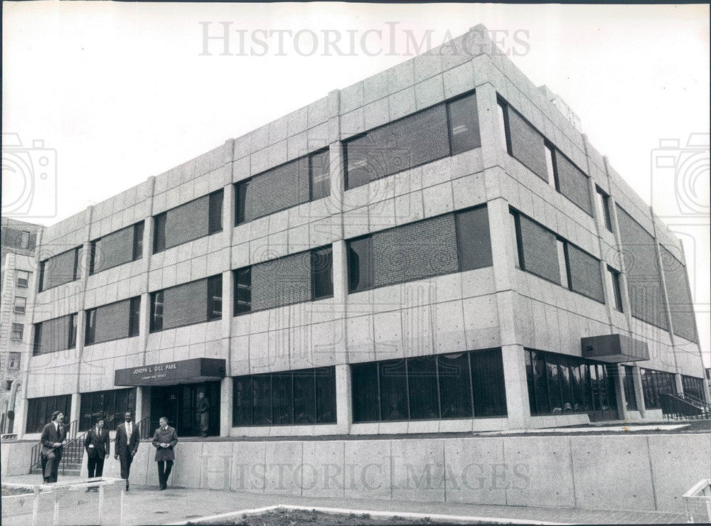 1974 Chicago, Illinois Joseph Gill Field House Park District Bldg Press Photo - Historic Images