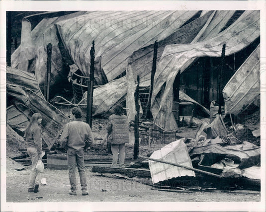 1992 Plymouth, MA Plymouth Plantation Fire Damage, Metal Barn Rubble Press Photo - Historic Images