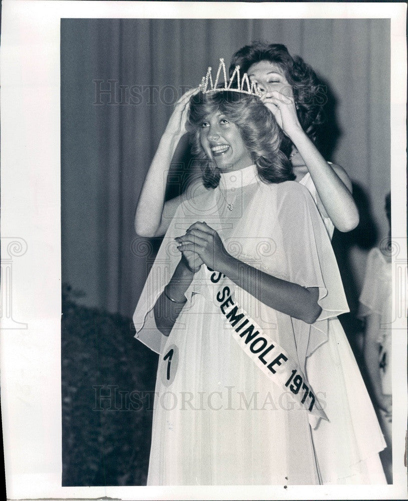 1977 Miss Seminole, FL 1977 Mary Beth Reeves &amp; 1976 Alida Hauser Press Photo - Historic Images