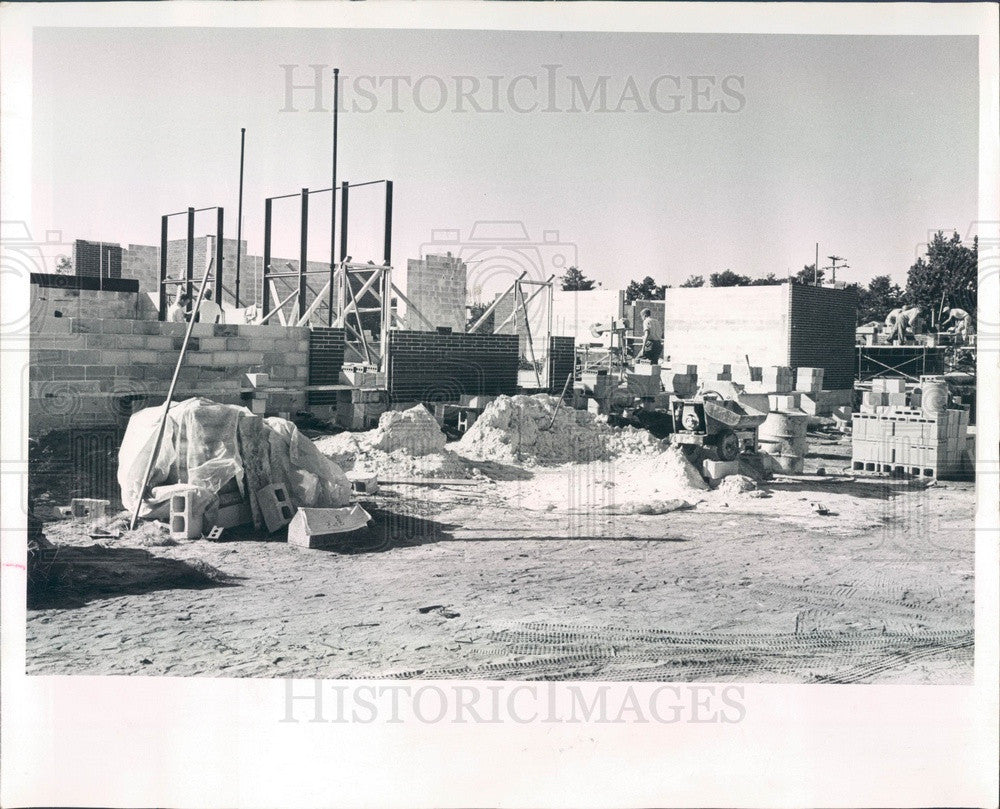 1961 St Petersburg, Florida Melrose Elementary School Construction Press Photo - Historic Images