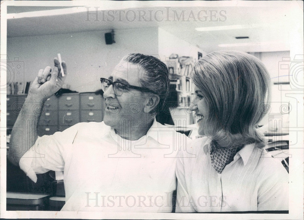 1969 Pulitzer Winning Editorial Cartoonist John Fischetti of Chicago Press Photo - Historic Images