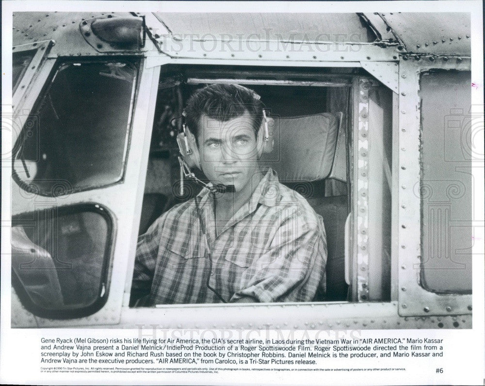 1990 American Hollywood Actor Mel Gibson in Air America Press Photo - Historic Images